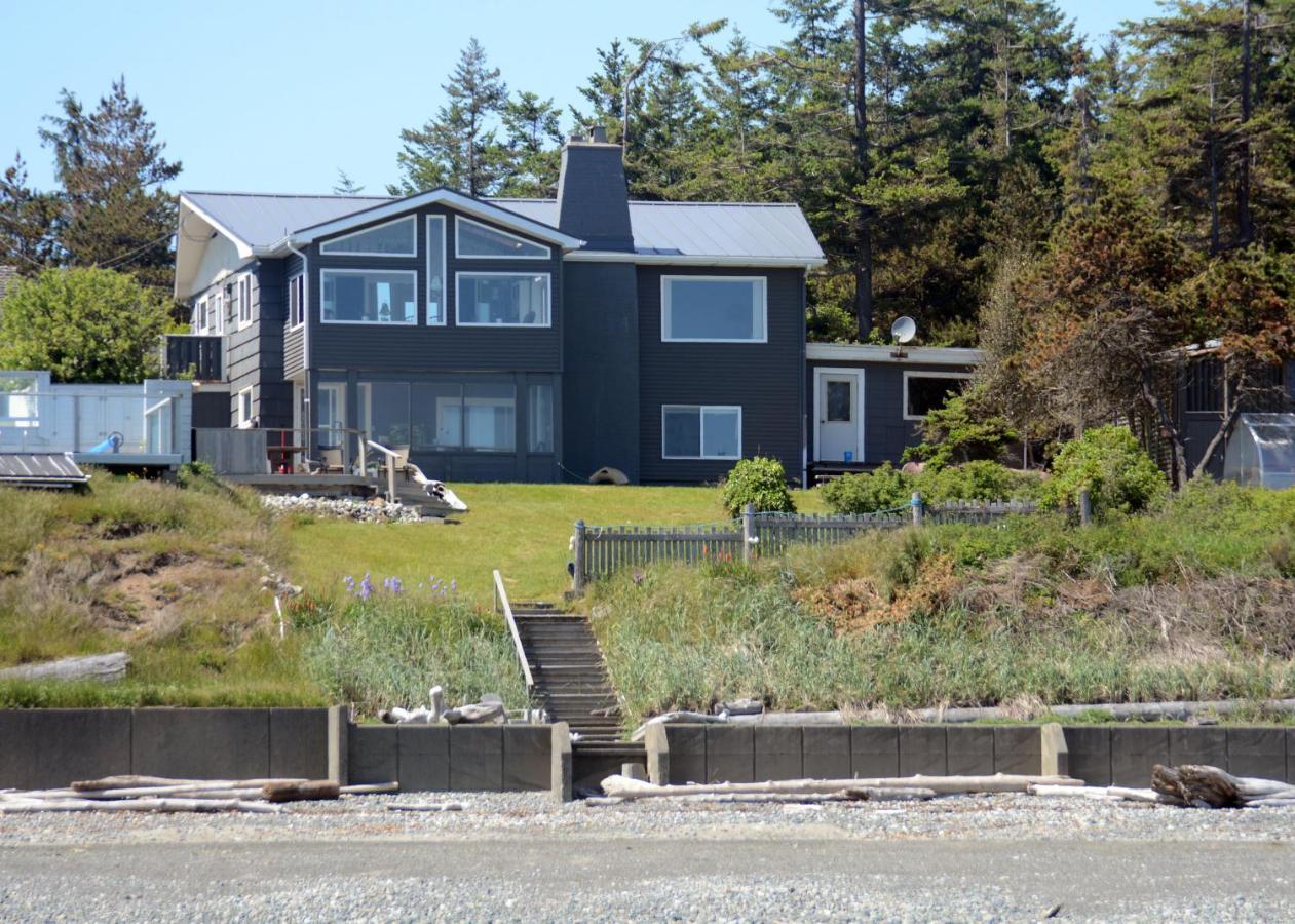 Oceanfront Paradise Comox Eksteriør bilde