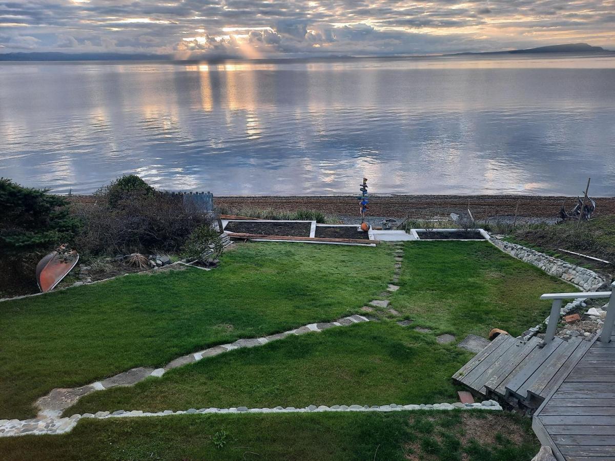 Oceanfront Paradise Comox Eksteriør bilde